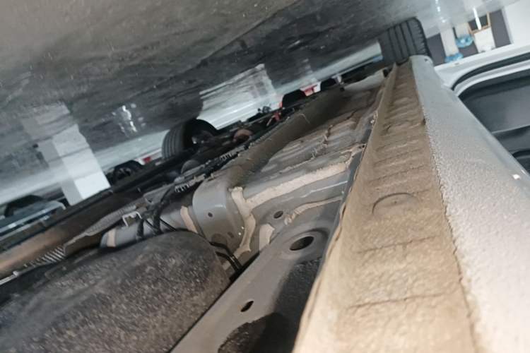 Used Geely Auto Emgrand 2025 4th Generation 1.5L CVT Luxury Version Left Side Sill