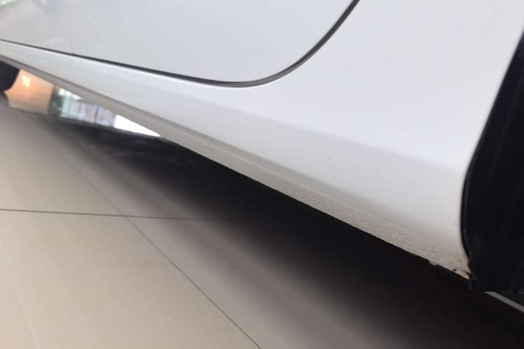 Used Geely Auto Emgrand 2025 4th Generation 1.5L Manual – Dragon Edition Left Side Sill
