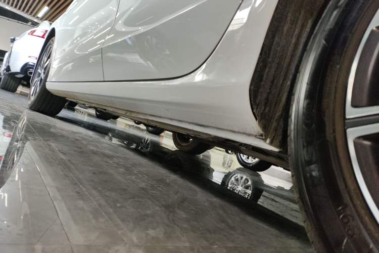 Used Geely Auto Emgrand 2025 4th Generation 1.5L CVT Flagship Version Left Side Sill