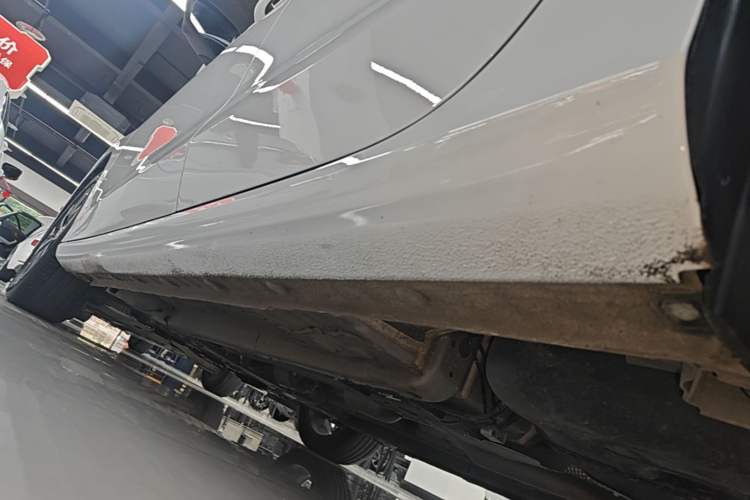 Used Geely Auto Emgrand 2025 4th Generation 1.5L CVT Luxury Version Left Side Sill