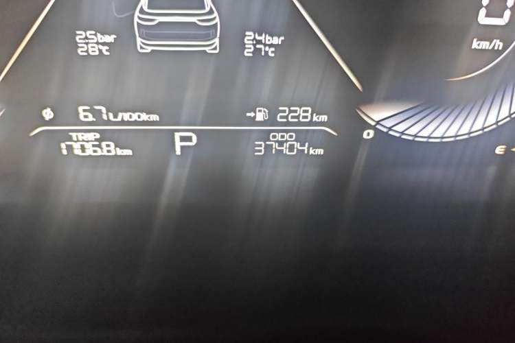 Used Geely Auto Emgrand 2025 4th Generation 1.5L CVT Longteng Edition Odometer Close Up
