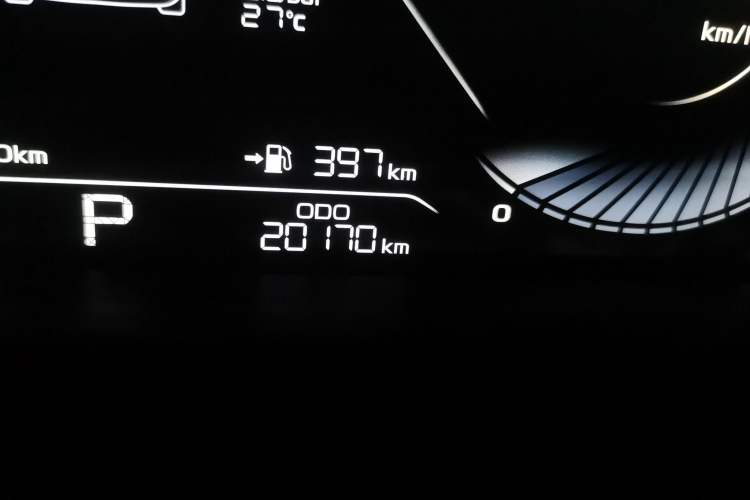 Used Geely Auto Emgrand 2025 4th Generation 1.5L CVT Luxury Version Odometer Close Up