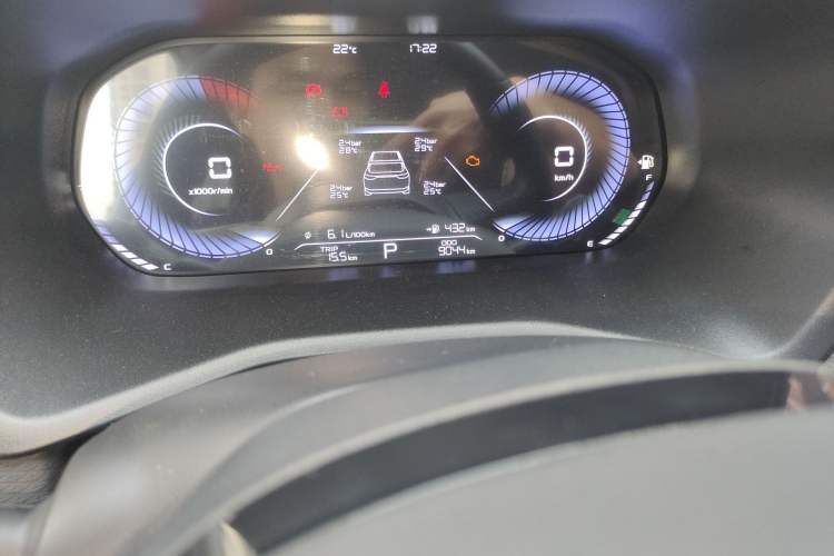 Used Geely Auto Emgrand 2025 4th Generation 1.5L CVT Longteng Edition Odometer Close Up
