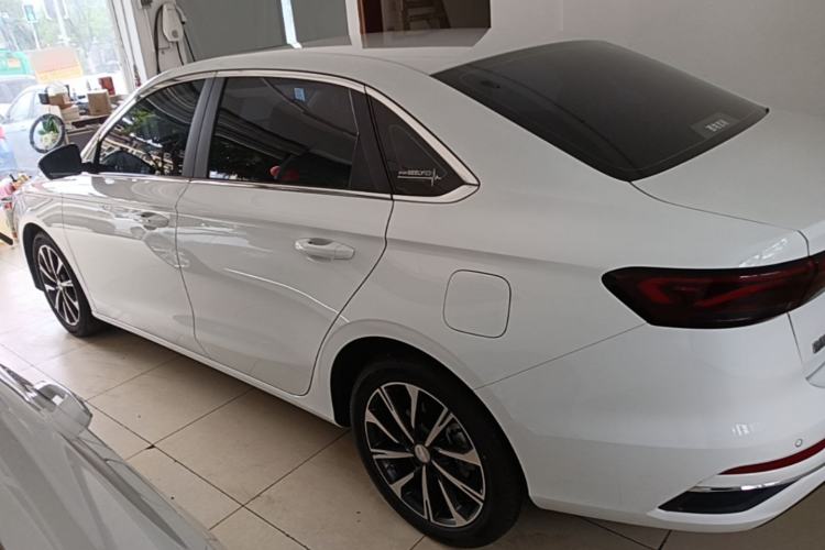 Used Geely Auto Emgrand 2025 4th Generation 1.5L CVT Luxury Version Rear Left 45 Deg