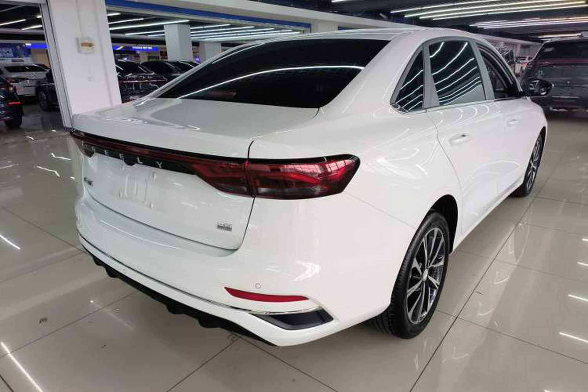 Used Geely Auto Emgrand 2025 4th Generation 1.5L CVT Luxury Version Rear Right 45 Deg