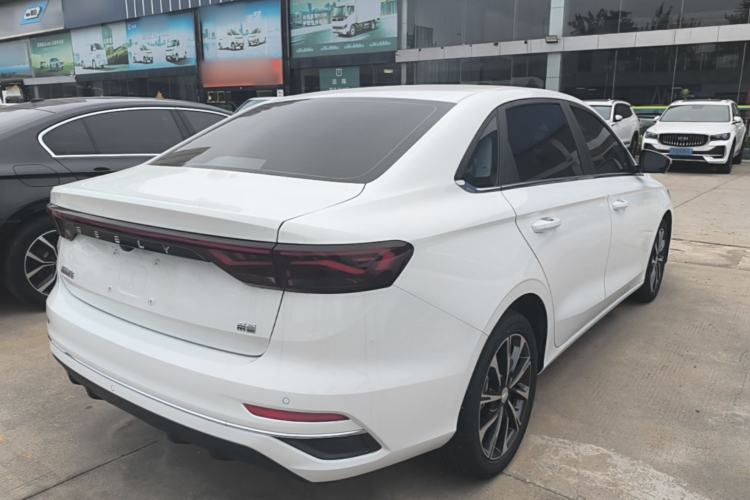 Used Geely Auto Emgrand 2025 4th Generation 1.5L CVT Flagship Version Rear Right 45 Deg