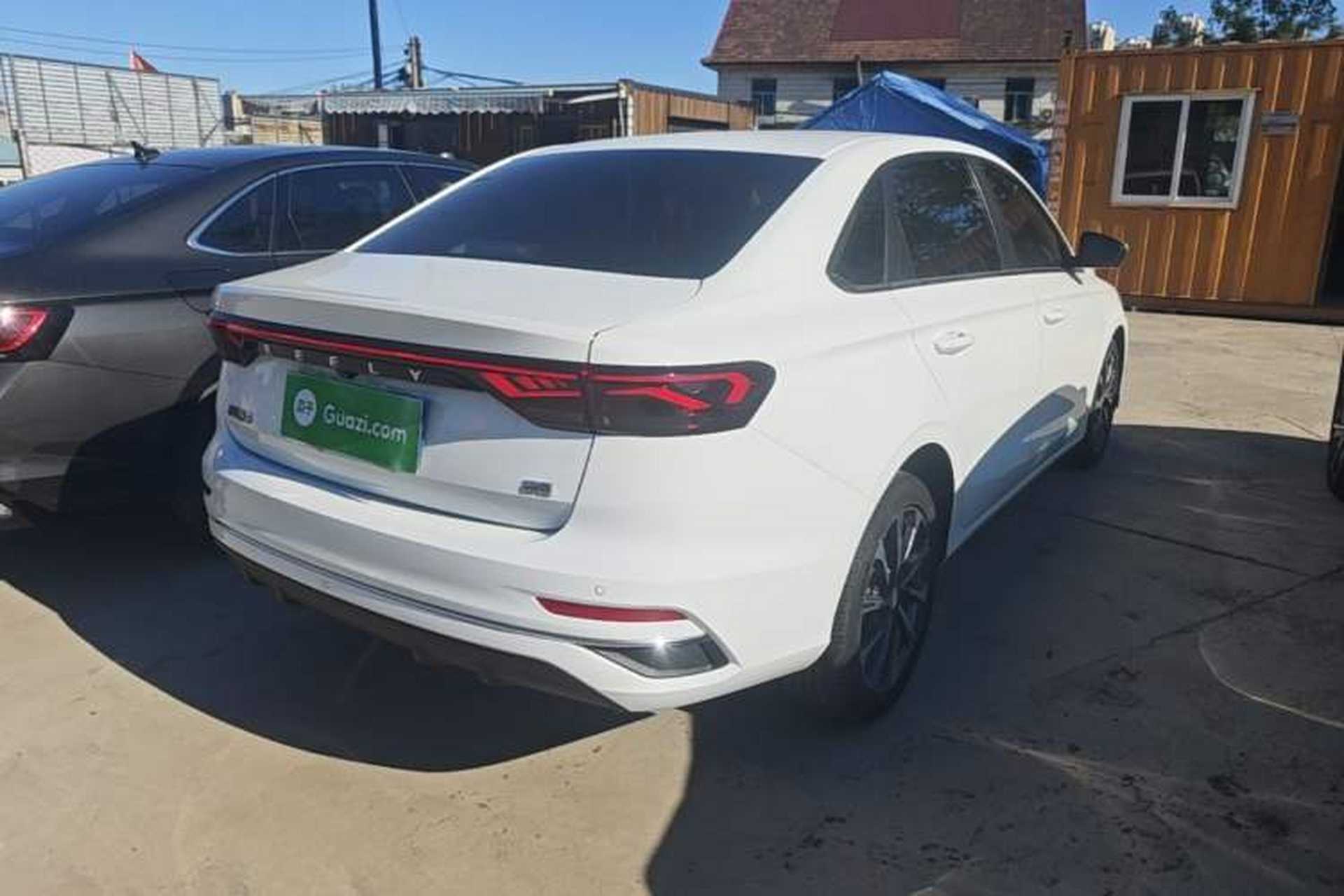 Used Geely Auto Emgrand 2025 4th Generation 1.5L CVT Flagship Version Rear Right 45 Deg