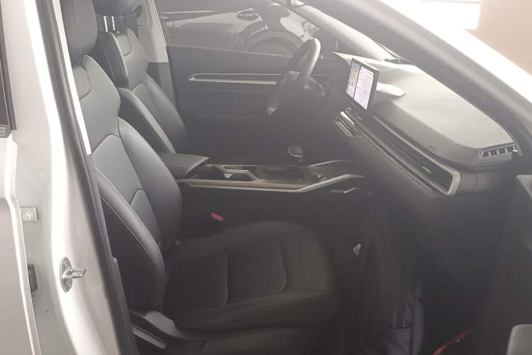 Used Geely Auto Emgrand 2025 4th Generation 1.5L CVT Luxury Version Right Front Seat