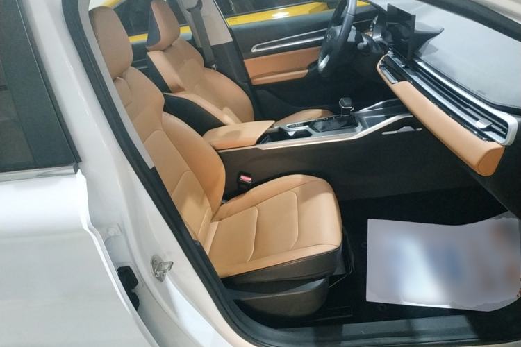 Used Geely Auto Emgrand 2025 4th Generation 1.5L CVT Flagship Version Right Front Seat