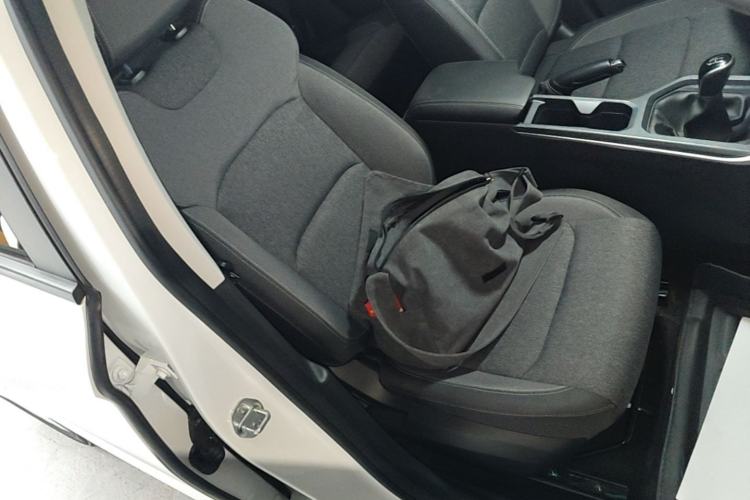 Used Geely Auto Emgrand 2025 4th Generation 1.5L Manual - Starry Edition Right Front Seat