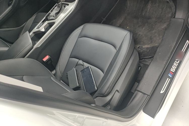 Used Geely Auto Emgrand 2025 4th Generation 1.5L CVT Starry Edition Right Front Seat