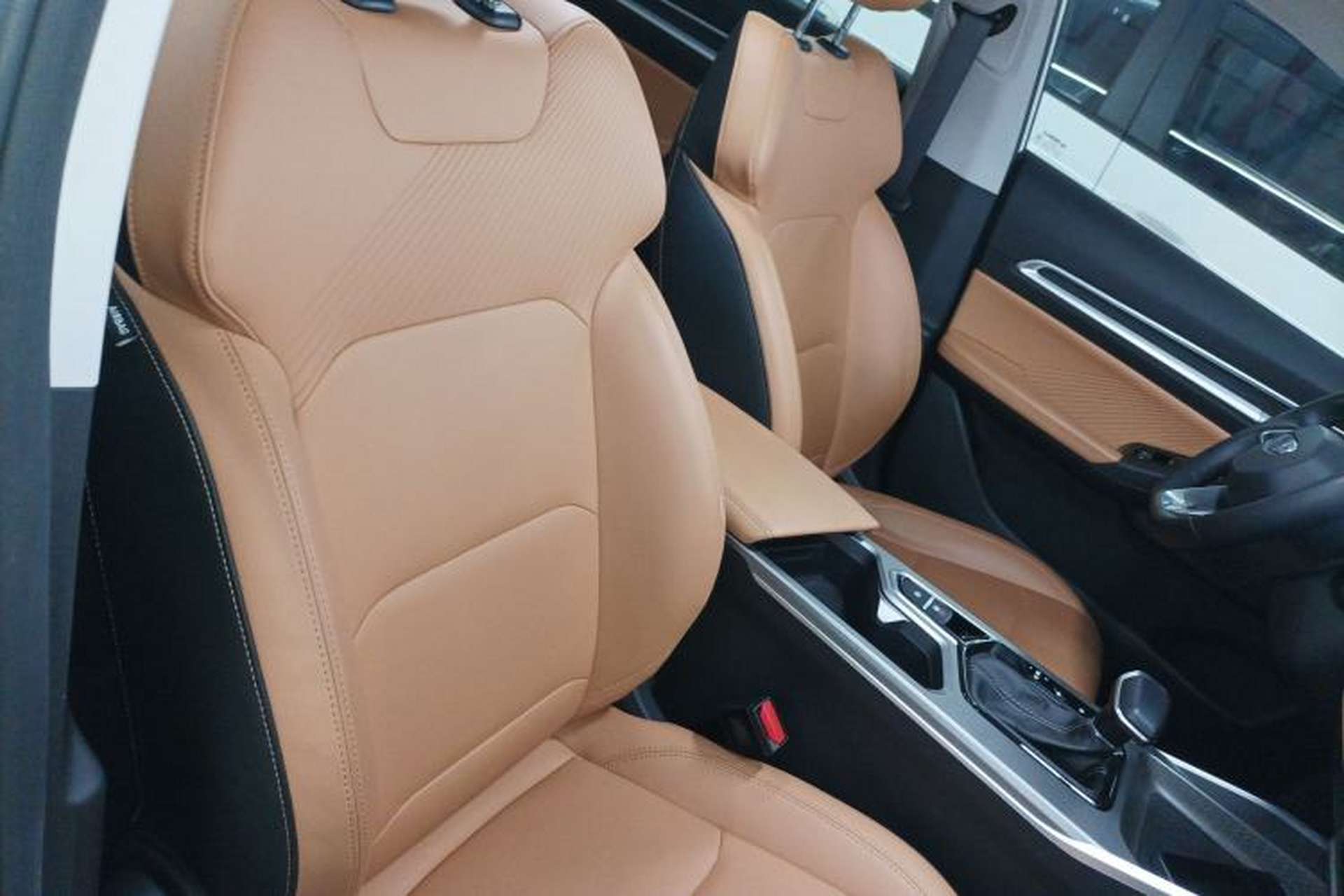 Used Geely Auto Emgrand 2025 4th Generation 1.5L CVT Flagship Version Right Front Seat