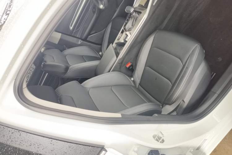 Used Geely Auto Emgrand 2025 4th Generation 1.5L CVT Luxury Version Right Front Seat