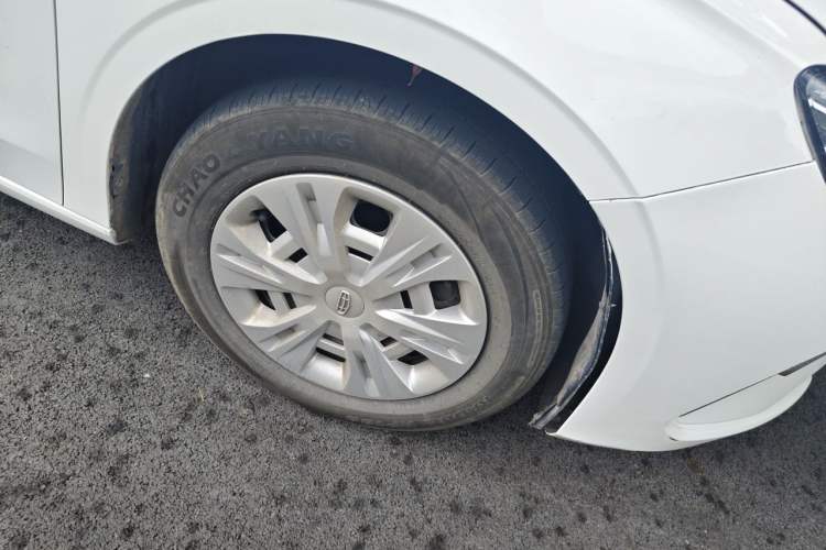 Used Geely Auto Emgrand 2025 4th Generation 1.5L Manual - Starry Edition Right Front Wheel Hub