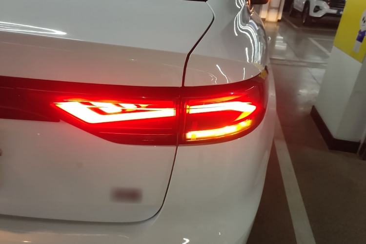 Used Geely Auto Emgrand 2025 4th Generation 1.5L Manual - Starry Edition Right Rear Taillight