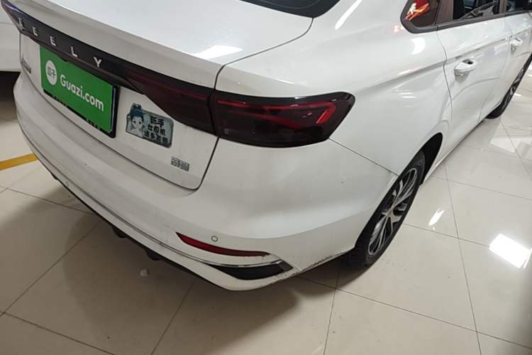 Used Geely Auto Emgrand 2025 4th Generation 1.5L CVT Longteng Edition Right Rear Taillight