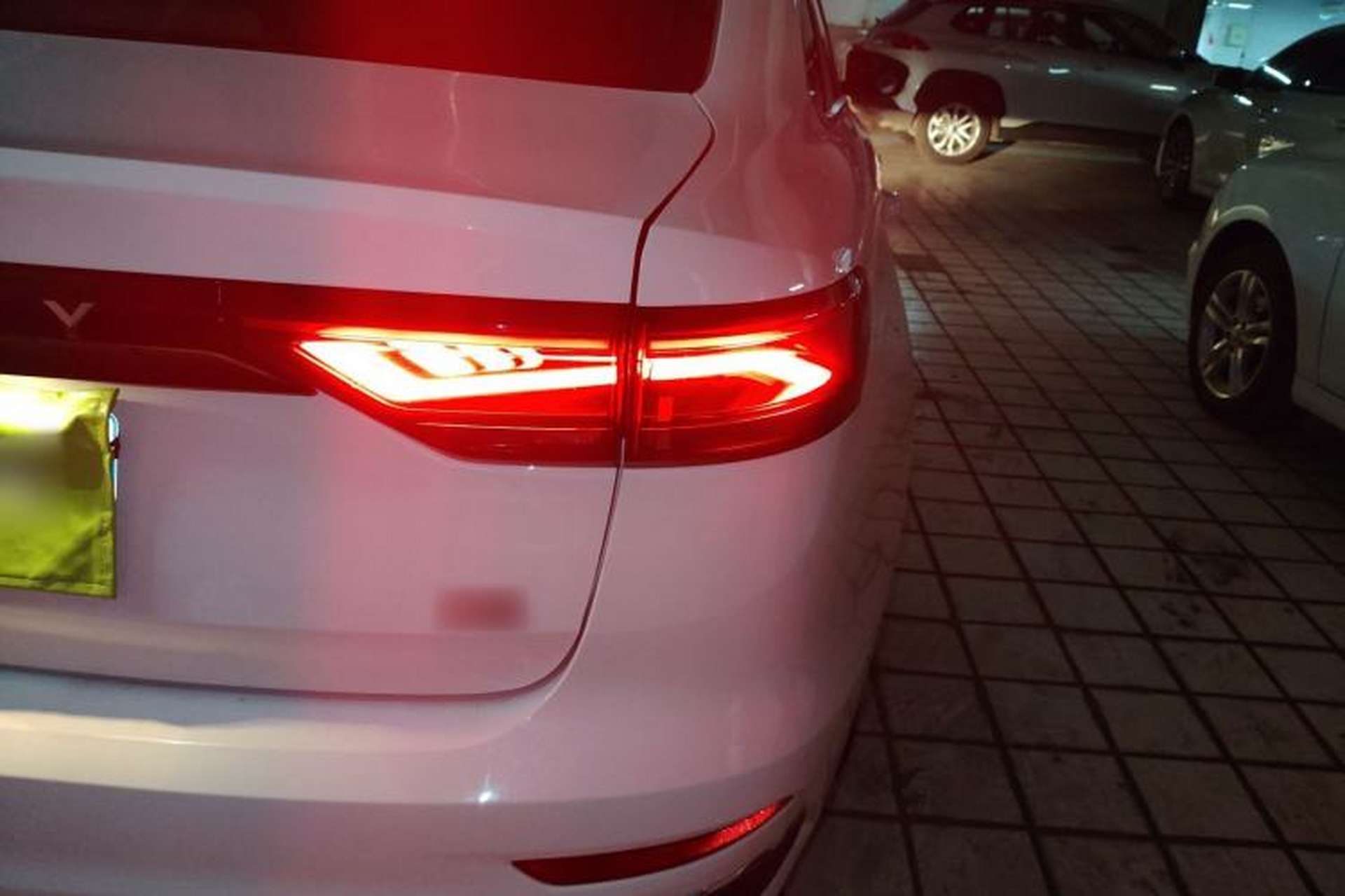 Used Geely Auto Emgrand 2025 4th Generation 1.5L Manual - Starry Edition Right Rear Taillight