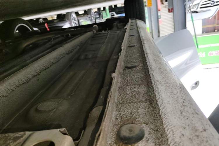 Used Geely Auto Emgrand 2025 4th Generation 1.5L CVT Flagship Version Right Side Sill