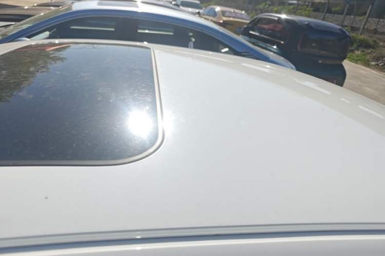 Used Geely Auto Emgrand 2025 4th Generation 1.5L CVT Flagship Version Roof
