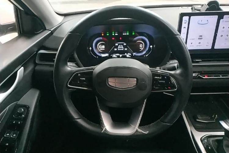 Used Geely Auto Emgrand 2025 4th Generation 1.5L CVT Longteng Edition Steering Wheel