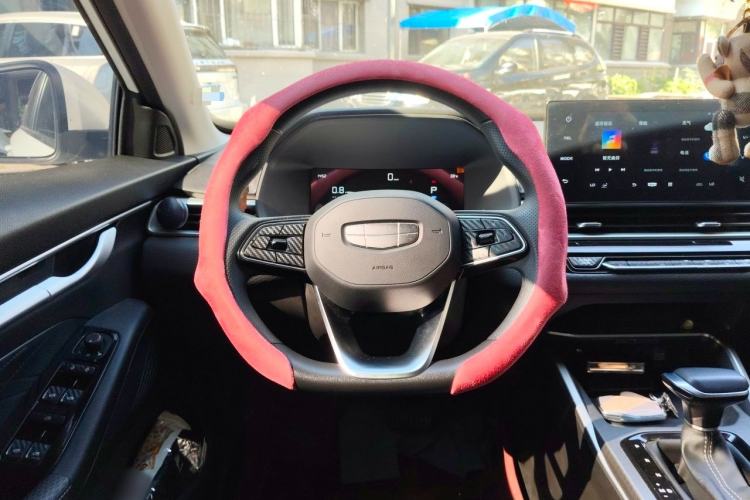 Used Geely Auto Emgrand 2025 4th Generation 1.5L CVT Starry Edition Steering Wheel