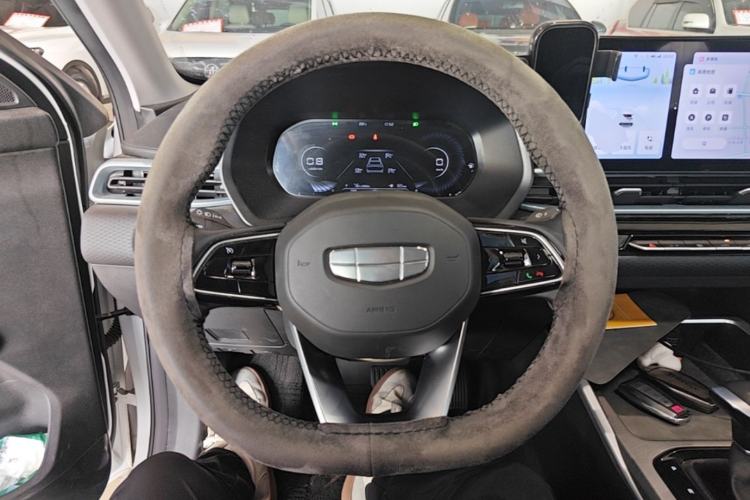 Used Geely Auto Emgrand 2025 4th Generation 1.5L CVT Longteng Edition Steering Wheel