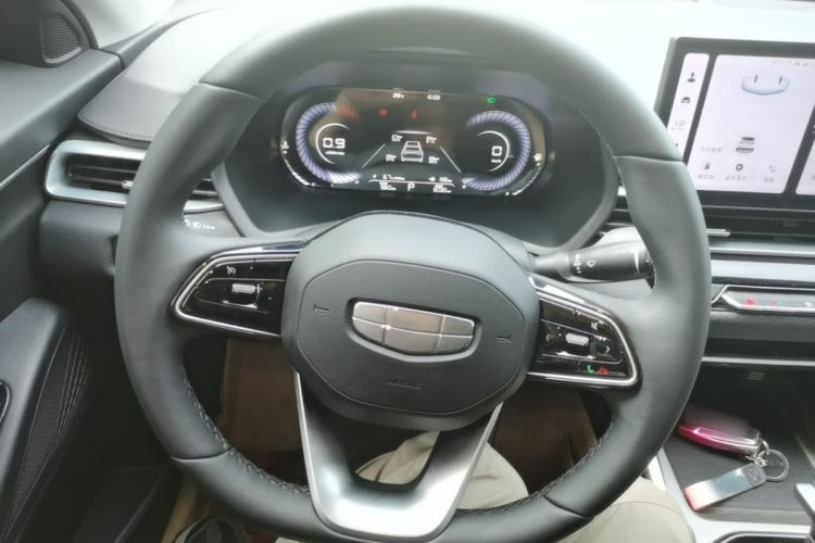 Used Geely Auto Emgrand 2025 4th Generation 1.5L CVT Luxury Version Steering Wheel