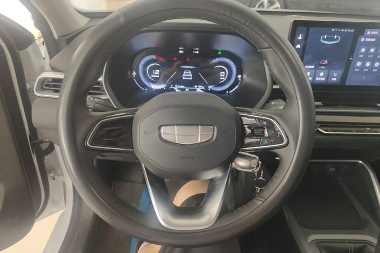 Used Geely Auto Emgrand 2025 4th Generation 1.5L Manual – Dragon Edition Steering Wheel