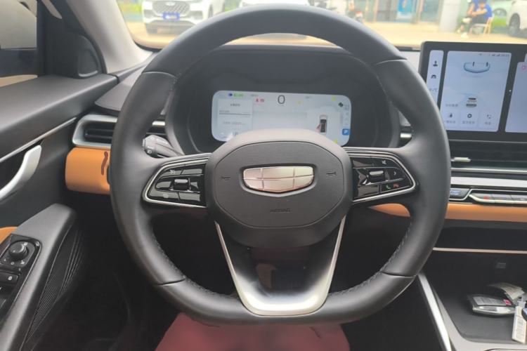 Used Geely Auto Emgrand 2025 4th Generation 1.5L CVT Flagship Version Steering Wheel