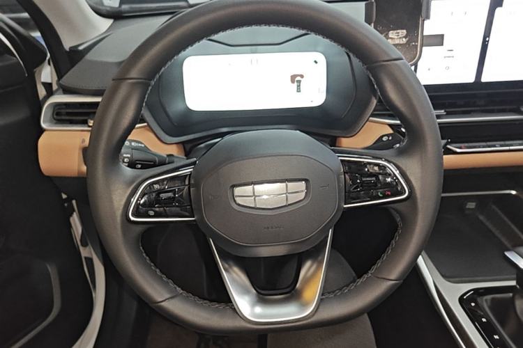 Used Geely Auto Emgrand 2025 4th Generation 1.5L CVT Flagship Version Steering Wheel