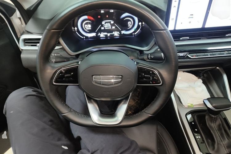 Used Geely Auto Emgrand 2025 4th Generation 1.5L CVT Longteng Edition Steering Wheel
