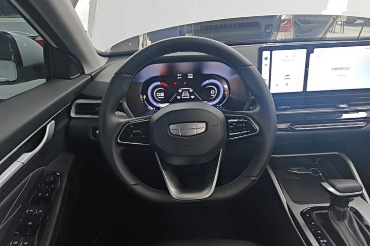 Used Geely Auto Emgrand 2025 4th Generation 1.5L CVT Luxury Version Steering Wheel