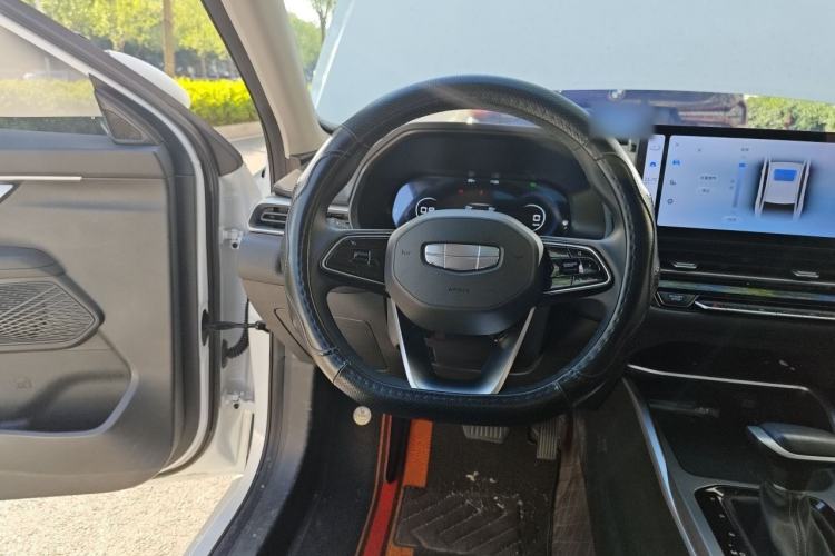 Used Geely Auto Emgrand 2025 4th Generation 1.5L CVT Luxury Version Steering Wheel