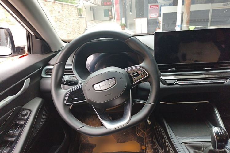 Used Geely Auto Emgrand 2025 4th Generation 1.5L Manual – Dragon Edition Steering Wheel