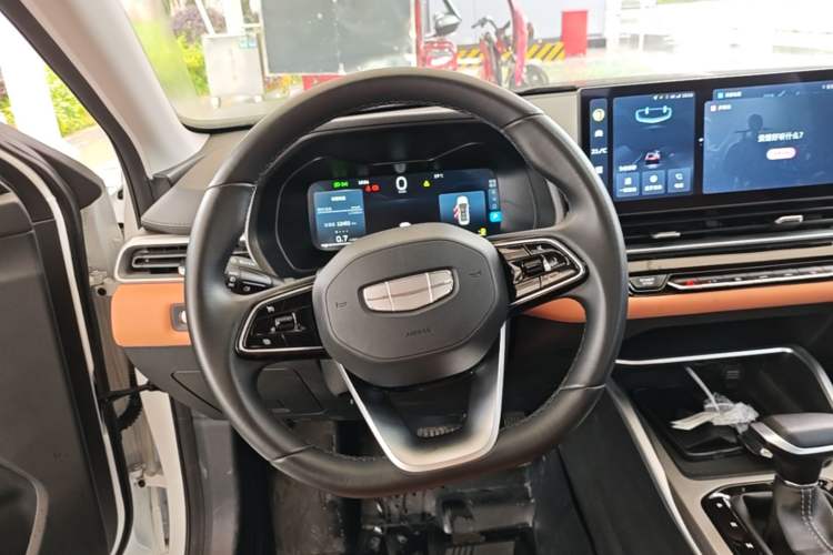Used Geely Auto Emgrand 2025 4th Generation 1.5L CVT Flagship Version Steering Wheel