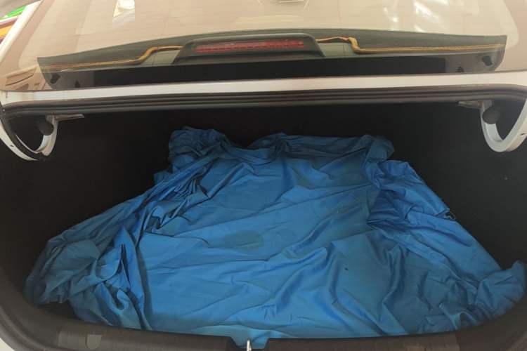 Used Geely Auto Emgrand 2025 4th Generation 1.5L CVT Starry Edition Trunk