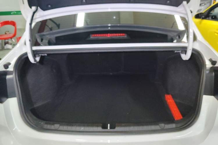 Used Geely Auto Emgrand 2025 4th Generation 1.5L CVT Longteng Edition Trunk