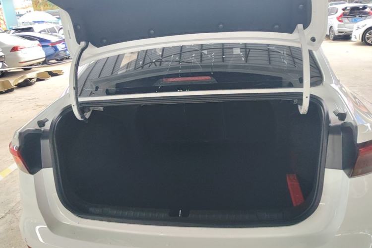 Used Geely Auto Emgrand 2025 4th Generation 1.5L CVT Longteng Edition Trunk