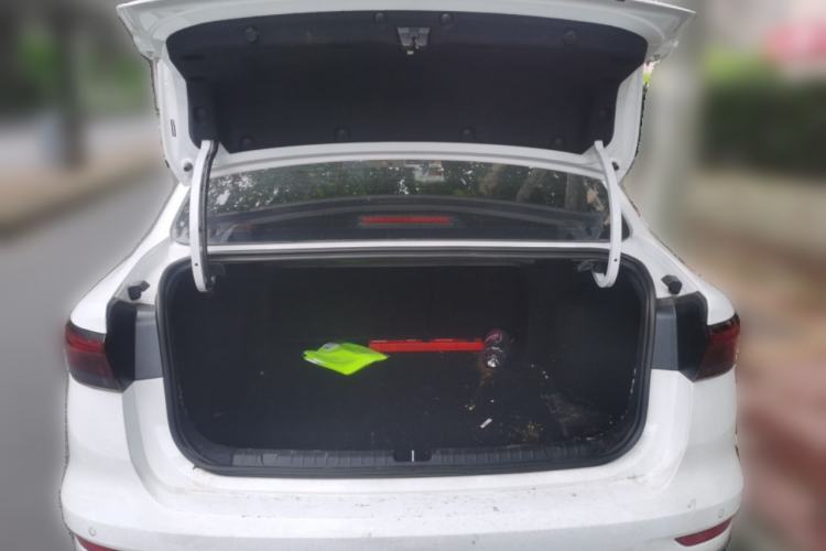 Used Geely Auto Emgrand 2025 4th Generation 1.5L CVT Luxury Version Trunk