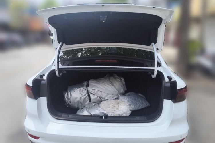 Used Geely Auto Emgrand 2025 4th Generation 1.5L CVT Luxury Version Trunk