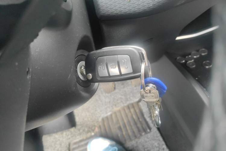 Used Geely Auto Emgrand 2025 4th Generation 1.5L Manual – Dragon Edition Vehicle Key