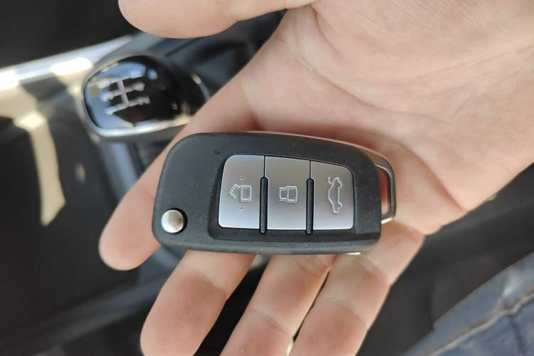Used Geely Auto Emgrand 2025 4th Generation 1.5L Manual - Starry Edition Vehicle Key