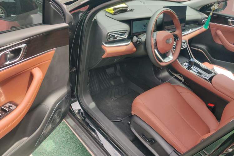 Used Geely Auto Emgrand 2026 Model 5th Generation 1.5T DCT Flagship Edition Driver Seat