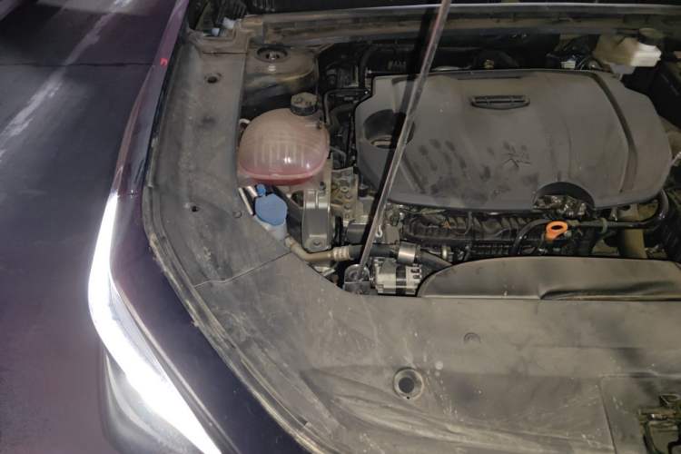 Used Geely Auto Emgrand 2026 Model 5th Generation 1.5T DCT Flagship Edition Engine Bay Right