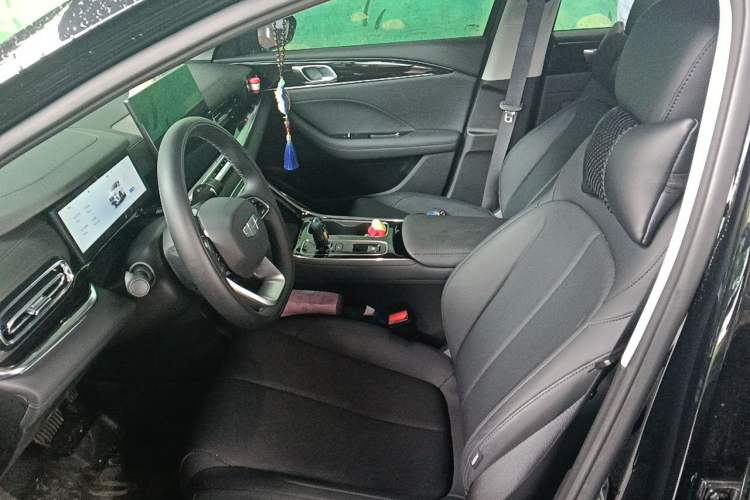 Used Geely Auto Emgrand 2026 Model 5th Generation 1.5T DCT Prestige Edition Left Front Seat