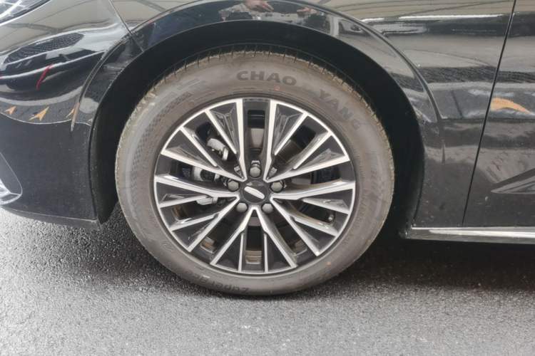 Used Geely Auto Emgrand 2026 Model 5th Generation 1.5L CVT Prestige Edition Left Front Wheel Hub