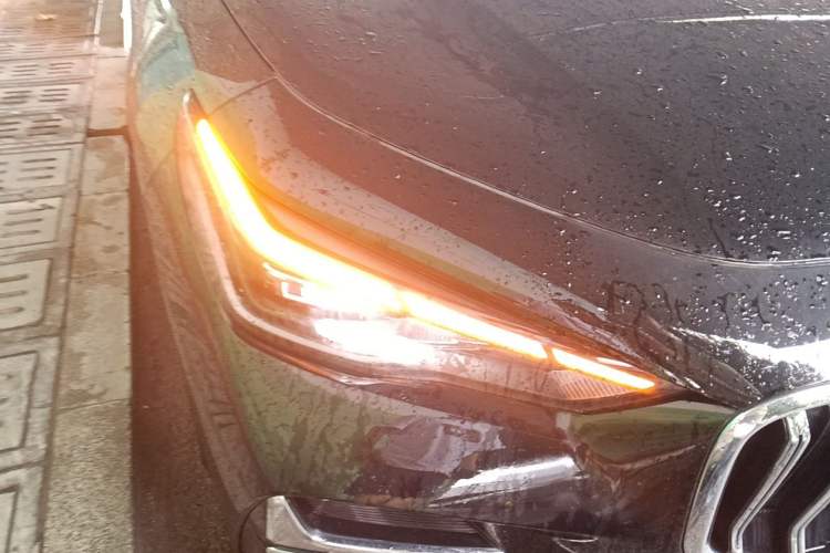 Used Geely Auto Emgrand 2026 Model 5th Generation 1.5T DCT Prestige Edition Right Front Headlight