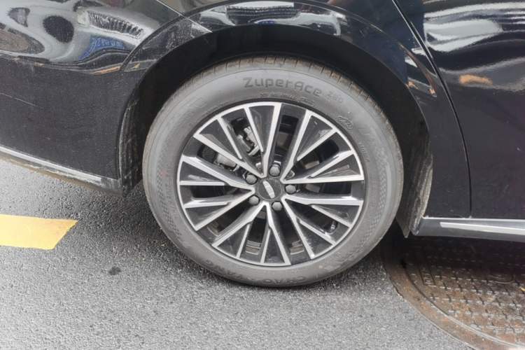 Used Geely Auto Emgrand 2026 Model 5th Generation 1.5L CVT Prestige Edition Right Rear Wheel Hub