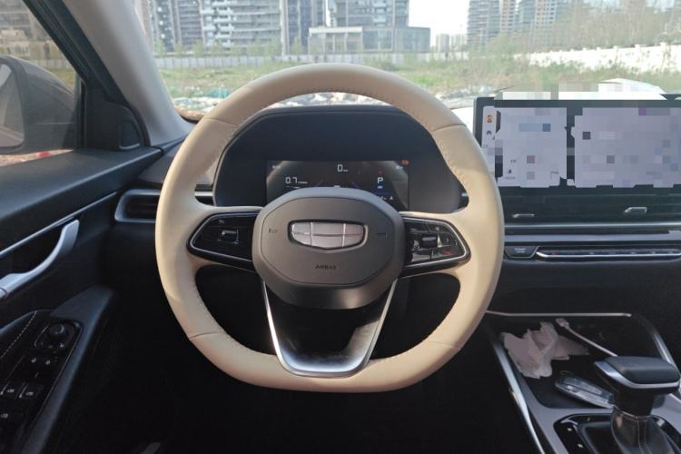 Used Geely Auto Emgrand 2026 Model 4th Generation 4 Millionth Anniversary Edition 1.5L CVT Overdrive Edition Steering Wheel