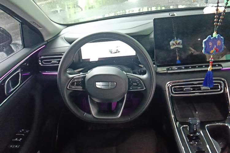 Used Geely Auto Emgrand 2026 Model 5th Generation 1.5T DCT Prestige Edition Steering Wheel